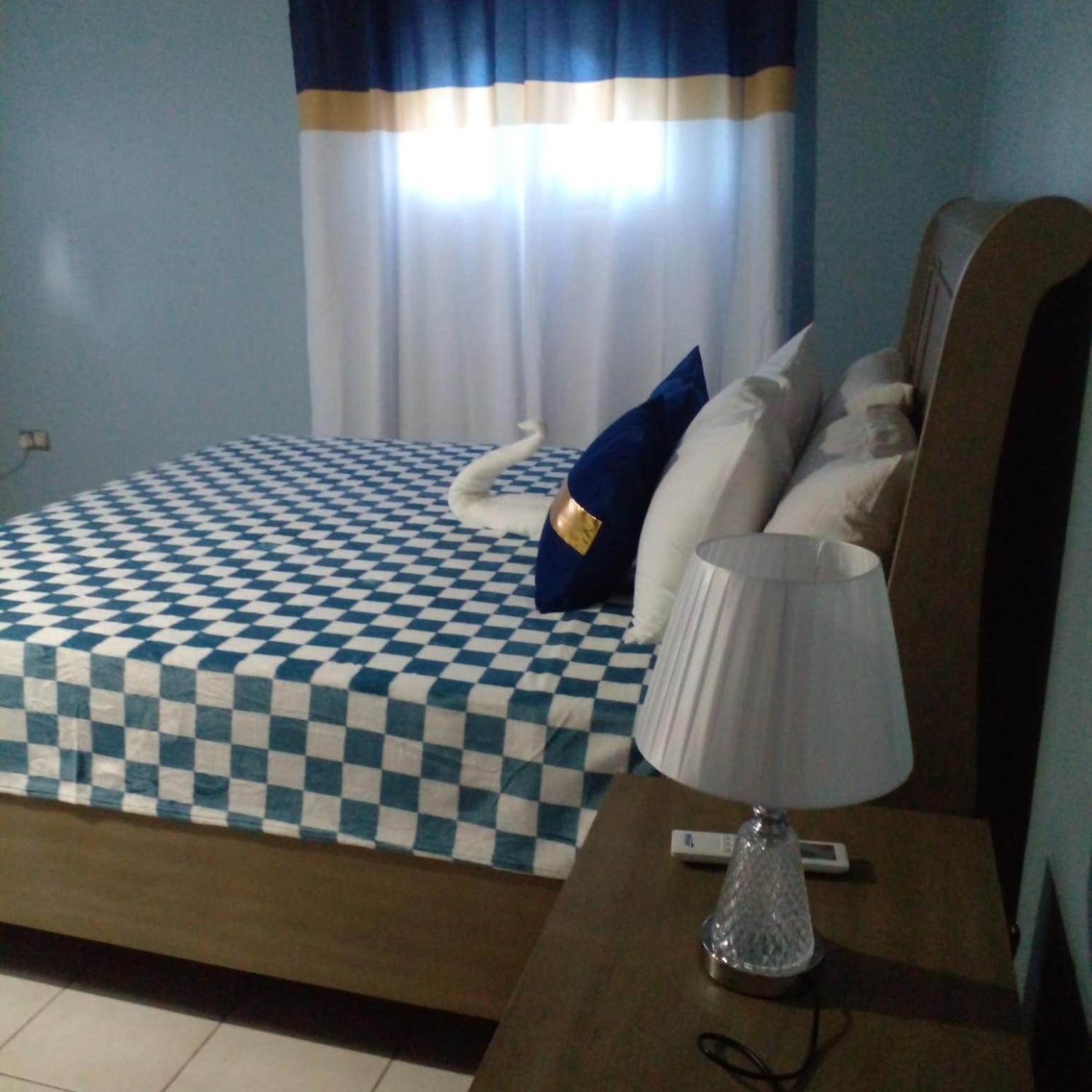 Czar'S Citadel-2 Bedroom Apt 23E At Columbus Heights Очо-Риос Экстерьер фото